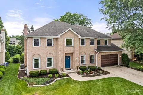 Exterior - 1 N211 Coventry Dr, Carol Stream, IL 60188 photo 4 of 8