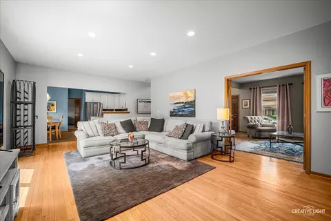 Living - 1 N211 Coventry Dr, Carol Stream, IL 60188 photo 1 of 1