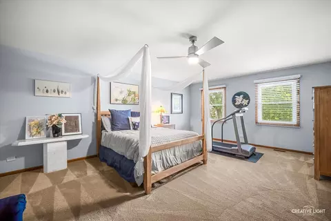 Bedroom - 1 N211 Coventry Dr, Carol Stream, IL 60188 photo 3 of 6