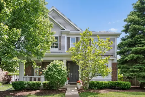 1573 Bluestem Ln, Glenview, IL 60026