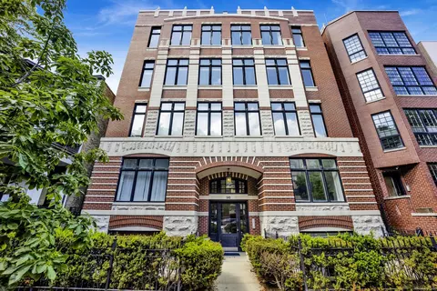 540 W Oakdale Ave #3W, Chicago, IL 60657