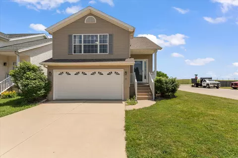 Exterior - 36 Andy Ct, Bloomington, IL 61704 photo 9 of 12