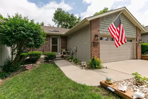 917 23rd Ave #5, East Moline, IL 61244