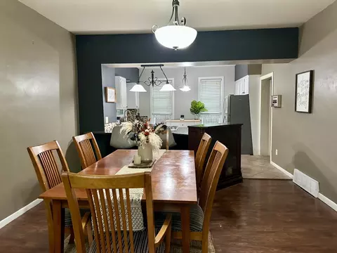 Dining - 3232 Park 16th St, Moline, IL 61265 photo 1 of 1