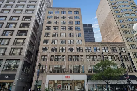 20 N State St #410, Chicago, IL 60602
