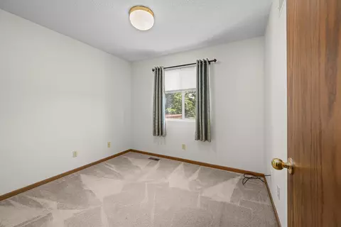 Bedroom - 3004 3rd St #10, Moline, IL 61265 photo 5 of 7