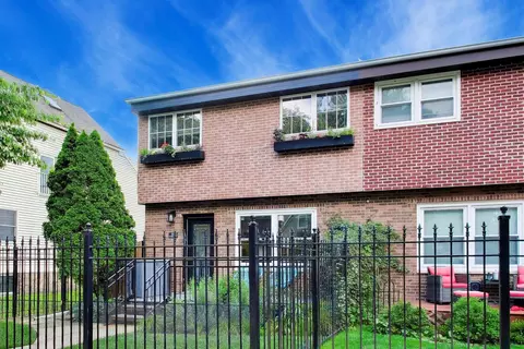 1740 N Washtenaw Ave, Chicago, IL 60647