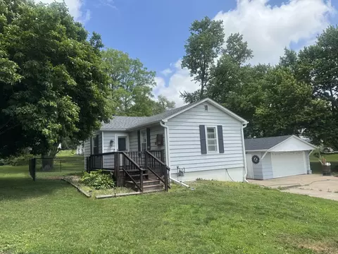 1208 SW 3rd Ave, Aledo, IL 61231