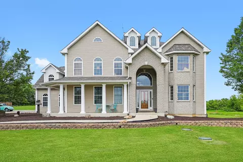 16512 Nelson Rd, Woodstock, IL 60098