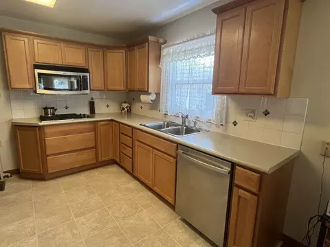 Kitchen - 538 Dwight St, Kewanee, IL 61443 photo 1 of 1