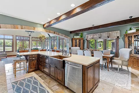 Kitchen - 2664 Waldron Ave, Kankakee, IL 60901 photo 3 of 5