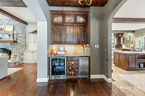 Kitchen - 2664 Waldron Ave, Kankakee, IL 60901 photo 1 of 5