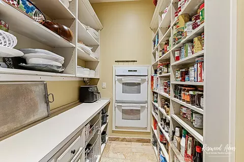 Kitchen - 2664 Waldron Ave, Kankakee, IL 60901 photo 5 of 5