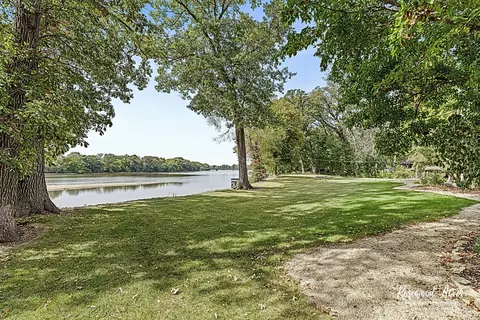 Exterior - 2664 Waldron Ave, Kankakee, IL 60901 photo 11 of 12