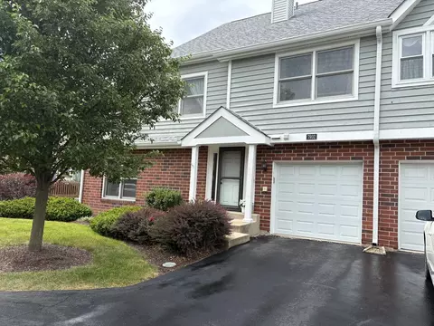7932 Stewart Dr, Darien, IL 60561
