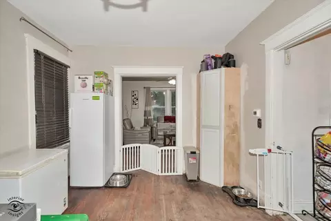 Entry Way - Undisclosed, Hazel Crest, IL 60429 photo 2 of 3