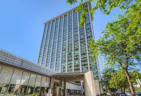 3600 N Lake Shore Dr #2217, Chicago, IL 60613