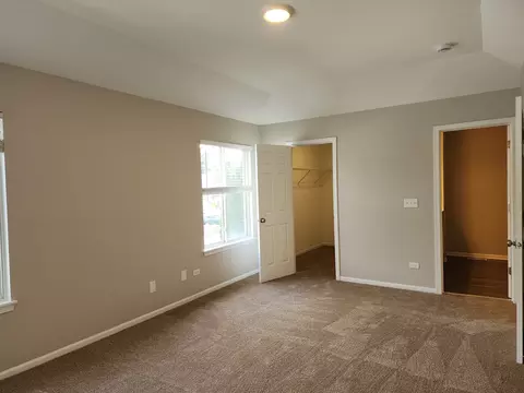 Bedroom - 2812 Crested Butte Trl, Plainfield, IL 60586 photo 2 of 6