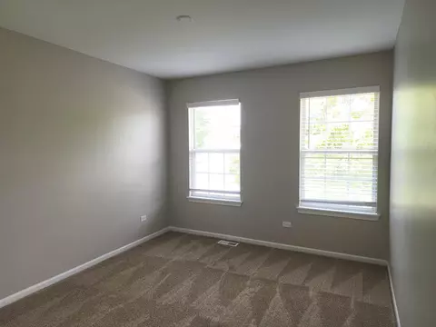 Bedroom - 2812 Crested Butte Trl, Plainfield, IL 60586 photo 5 of 6