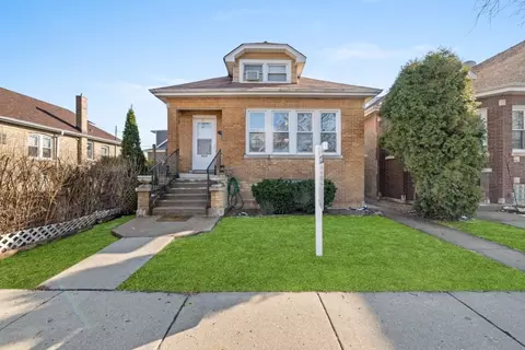 5349 W Fletcher St, Chicago, IL 60641