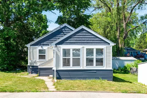 42360 N Willow St, Antioch, IL 60002