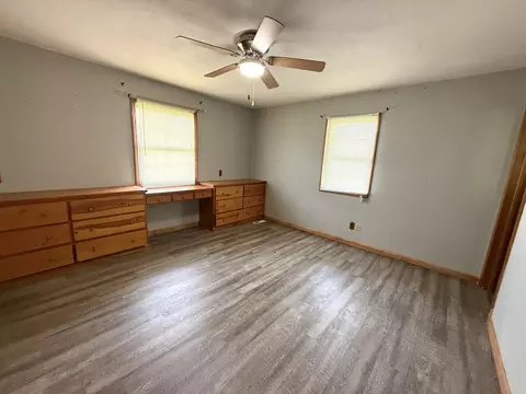 Bedroom - 201 Helen St, Christopher, IL 62822 photo 1 of 3