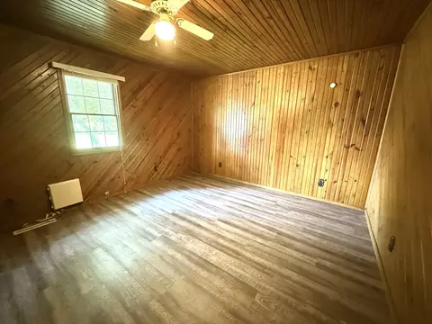 Bedroom - 201 Helen St, Christopher, IL 62822 photo 3 of 3