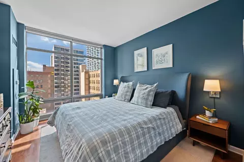 Bedroom - 100 E 14th St #706, Chicago, IL 60605 photo 1 of 4