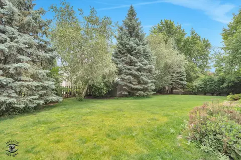 Exterior - 2016 Saint Andrews Dr, Plainfield, IL 60586 photo 3 of 4