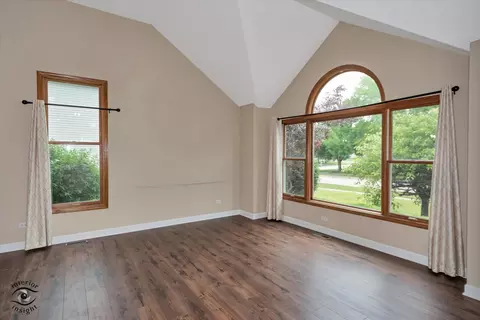 Living - 2016 Saint Andrews Dr, Plainfield, IL 60586 photo 1 of 9