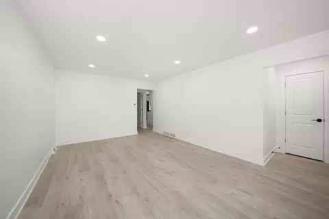 Living - 3700 W 76th Pl, Chicago, IL 60652 photo 4 of 4