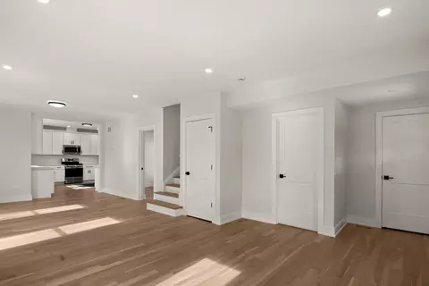 Living - 790 Wing St, Elgin, IL 60123 photo 2 of 4
