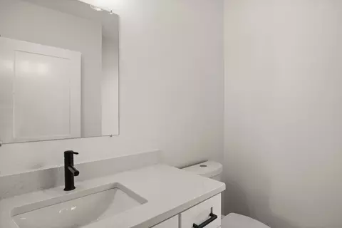 Bath - 790 Wing St, Elgin, IL 60123 photo 1 of 2