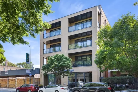4939 N Damen Ave #301, Chicago, IL 60625