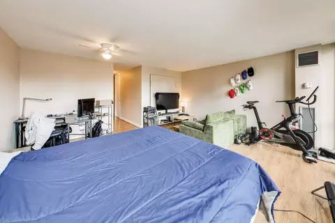Bedroom - 1 E Scott St #1311, Chicago, IL 60610 photo 1 of 1