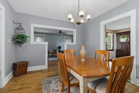 Dining - 256 7th St, Silvis, IL 61282 photo 2 of 2