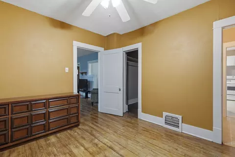 Bedroom - 256 7th St, Silvis, IL 61282 photo 2 of 3