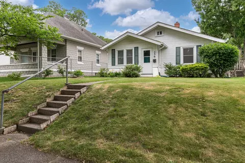 Exterior - 256 7th St, Silvis, IL 61282 photo 3 of 8