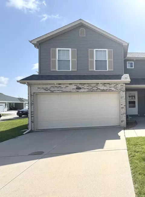 2090 Summerfield Ln, Bourbonnais, IL 60914