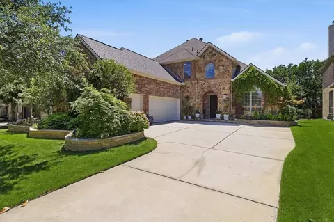 1731 Meadows Ave, Lantana, TX 76226