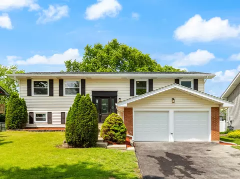 1030 Cobble Hill Ct, Hoffman Estates, IL 60169