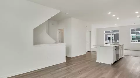 Entry Way - 1374 Foxglove Dr, Bartlett, IL 60103 photo 3 of 3