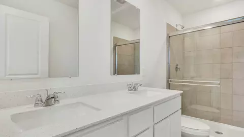 Bath - 1374 Foxglove Dr, Bartlett, IL 60103 photo 6 of 6