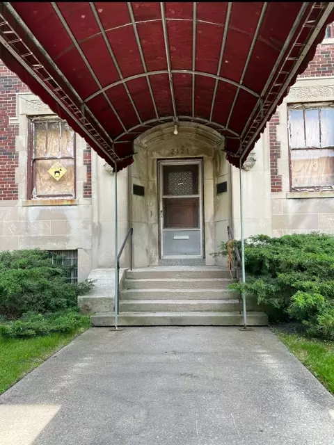 2121 E 72nd St, Chicago, IL 60649 photo 6