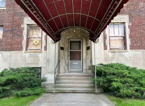 2121 E 72nd St, Chicago, IL 60649 photo 5