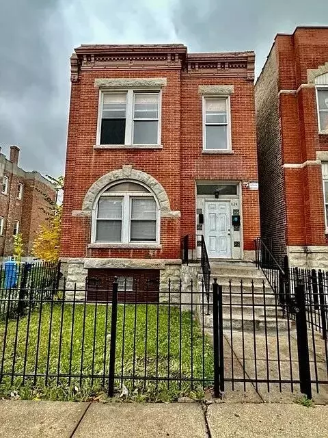 1124 S Sacramento Blvd, Chicago, IL 60612