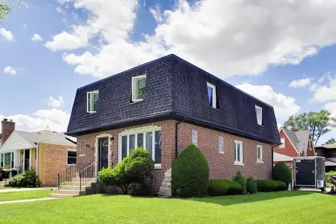 6040 N Niagara Ave, Chicago, IL 60631