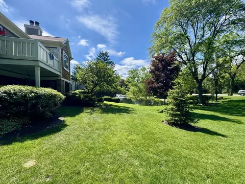 1901 Gresham Cir #A, Wheaton, IL 60189 photo 16