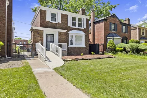 8218 S Yates Blvd, Chicago, IL 60617
