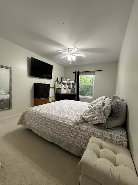 Bedroom - 1346 Brunswick Ct, Elgin, IL 60120 photo 2 of 3